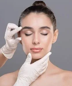Lip lift para harmonização labial no Instituto Venanzi, Campo Mourão